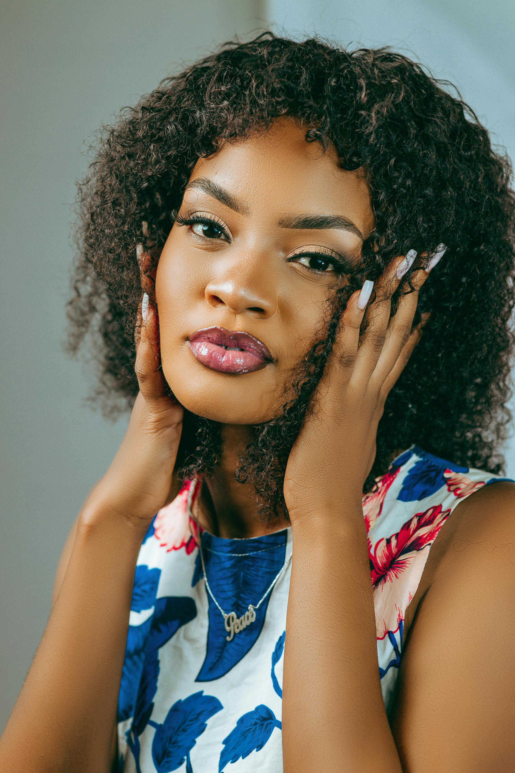 作品海报：暗潮边界